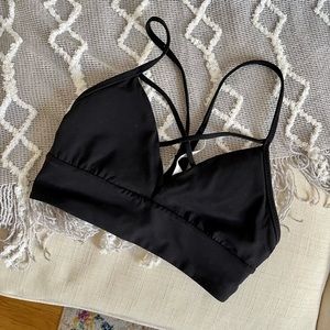 NWOT. Lululemon Strappy Sports Bra.